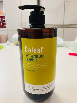 달리프 진저 베러 퍼퓸 탈모 완화 샴푸 1000ml 향 3종 — 5점을 준 리뷰어가 2021년 1월 올린 사용 사진