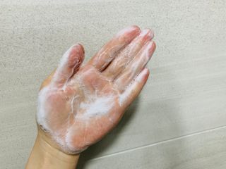 [갸스비] 지성 남성을 위한 포어케어 클렌징폼 — 5점을 준 리뷰어가 2021년 8월 올린 사용 사진