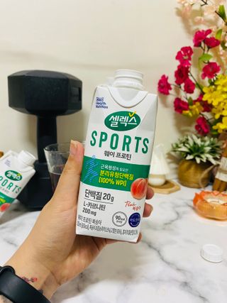 셀렉스스포츠 셀렉스 스포츠 웨이 프로틴 복숭아_ 330ml x 12팩 — 5점을 준 리뷰어가 2021년 3월 올린 사용 사진
