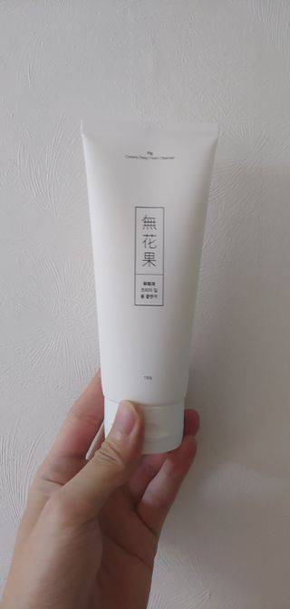 [베러오리진] 무화과 크리미 딥 폼 클렌저/피부 노폐물 & 미세먼지 99 세정 인증 민감성 피부 무자극 인증 — 5점을 준 리뷰어가 2021년 11월 올린 사용 사진
