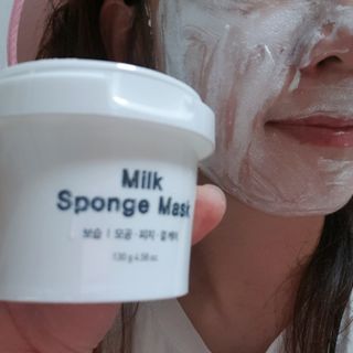리더스코스메틱 리더스 밀크 스폰지 마스크 — 5점을 준 리뷰어가 2021년 9월 올린 사용 사진