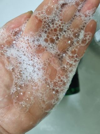 블랙페블 남성청결제 올인원 바디워시 클린 웨이브 — 5점을 준 리뷰어가 2021년 5월 올린 사용 사진