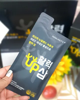 [이뮤니티플러스] 최고급녹용과 국내산 6년근 홍삼으로 활력업!!_ 활력UP삼 30포 1box — 5점을 준 리뷰어가 2022년 5월 올린 사용 사진