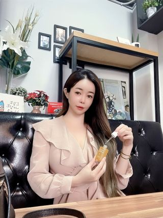 체르엠 스템앤셀 비타민 브라이트닝 에센스 30ml 1개 — 5점을 준 리뷰어가 2022년 3월 올린 사용 사진