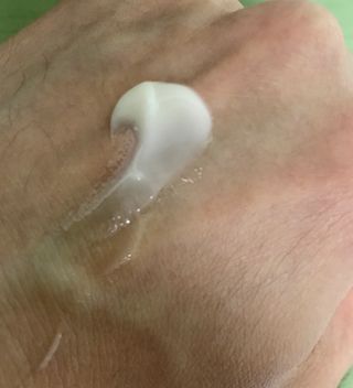 AYU25[아유트웬티파이브]다마스크로즈워터 베이스 천연 수분 촉촉 크림 — 5점을 준 리뷰어가 2021년 3월 올린 사용 사진