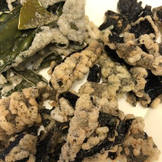 오희숙 전통부각 명인 찹쌀김부각, 찹쌀다시마부각, 황태껍질튀각 총 6봉 — 5점을 준 리뷰어가 2021년 6월 올린 사용 사진