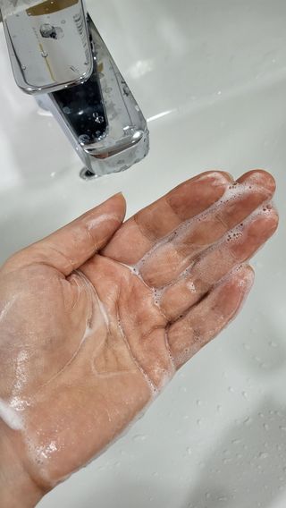 랑벨 내츄럴 딥 포어 클렌저 210ml (저자극 약산성 천연 클렌징 젤) — 4.5점을 준 리뷰어가 2022년 3월 올린 사용 사진