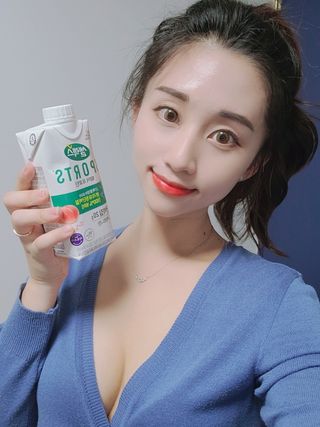 셀렉스스포츠 셀렉스 스포츠 웨이 프로틴 복숭아_ 330ml x 12팩 — 5점을 준 리뷰어가 2021년 10월 올린 사용 사진