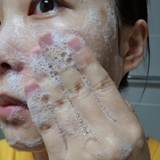 스킨큐어 산다화 울트라 젠틀 약산성 세안제 — 5점을 준 리뷰어가 2022년 8월 올린 사용 사진