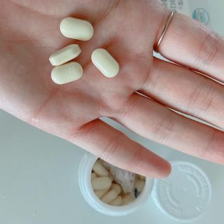 프리마인 평생 써야하는 관절의 건강을 위한 완벽설계 솔루션 관절n마디케어 플러스 120정 — 5점을 준 리뷰어가 2022년 8월 올린 사용 사진