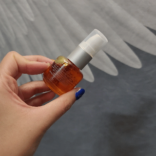 유니베르소 로즈힙 오일 15ml — 5점을 준 리뷰어가 2021년 7월 올린 사용 사진