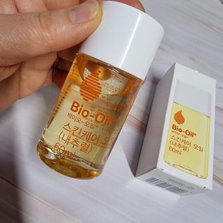 바이오오일 [바이오-오일] 스킨케어 오일 내추럴 60ml — 5점을 준 리뷰어가 2021년 12월 올린 사용 사진