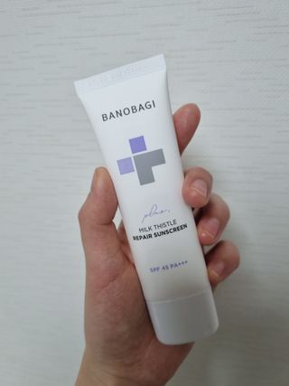 바노바기 코스메틱 바노바기 밀크씨슬 리페어 시카 선스크린 플러스 50ml — 5점을 준 리뷰어가 2023년 2월 올린 사용 사진