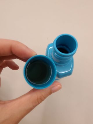 30초 후 눈으로 확인하는 헬리덴티 프라글린스 가글 — 4점을 준 리뷰어가 2021년 6월 올린 사용 사진