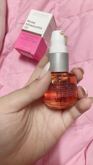 유니베르소 로즈힙 오일 15ml — 3.5점을 준 리뷰어가 2021년 8월 올린 사용 사진