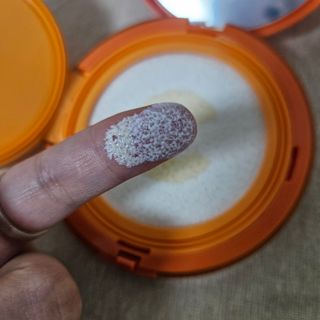광동생활건강 MF[광동] 비타500✨주름개선·미백·SPF50+🌞퍼펙트쉴드 빅 선쿠션 본품 — 5점을 준 리뷰어가 2024년 5월 올린 사용 사진