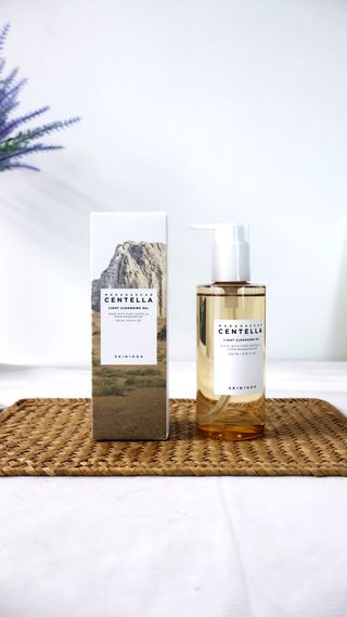 스킨1004 [SKIN1004] 마다가스카르 센텔라 라이트 클렌징 오일 200ml — 5점을 준 리뷰어가 2024년 8월 올린 사용 사진