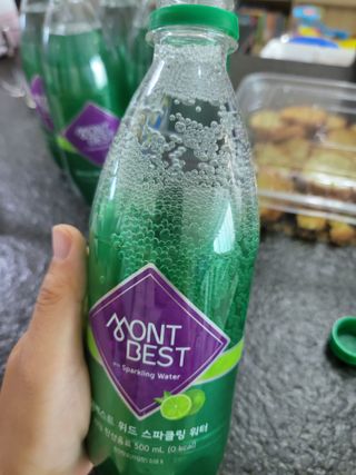 몽베스트 Montbest with Sparkling water Lime20병 — 5점을 준 리뷰어가 2022년 5월 올린 사용 사진