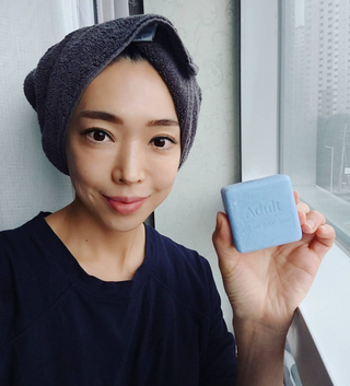 제주인디 제주 푸른바 폴리인디고 샴푸&워시 — 5점을 준 리뷰어가 2021년 12월 올린 사용 사진