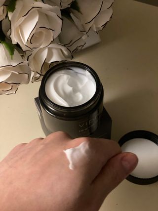 비프리코스메틱 뉴 프레쉬 크림 80ml — 5점을 준 리뷰어가 2023년 2월 올린 사용 사진