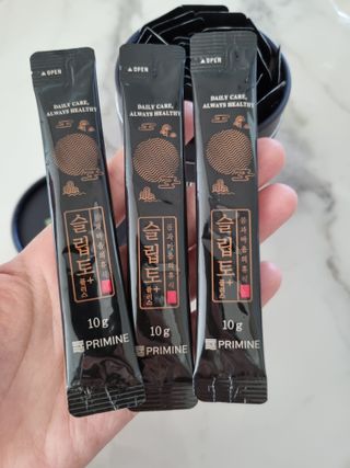 프리마인 자체 기업부설 연구소에서 찾아낸 건강한 수면의 비밀.  슬립토 플러스 30포 — 3점을 준 리뷰어가 2021년 10월 올린 사용 사진
