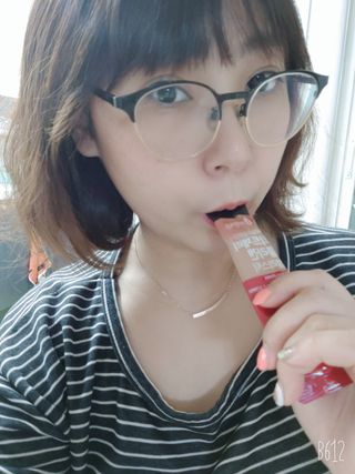 자연에온 가득담은 몽모랑시 타트체리 콜라겐 젤리스틱 — 4점을 준 리뷰어가 2021년 1월 올린 사용 사진