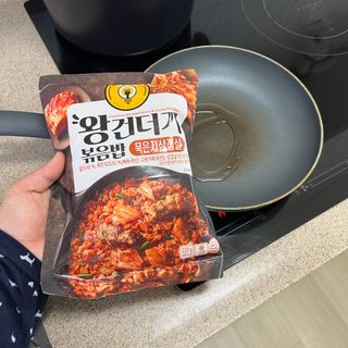 한성기업 무볼레 왕건더기 볶음밥 묵은지삼겹살 — 5점을 준 리뷰어가 2021년 10월 올린 사용 사진