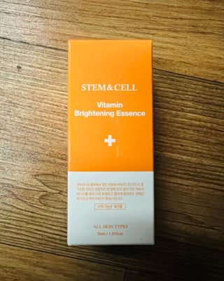 체르엠 스템앤셀 비타민 브라이트닝 에센스 30ml 1개 — 4.5점을 준 리뷰어가 2022년 2월 올린 사용 사진