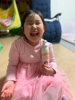 주식회사 권브라더스 [권브라더스] 목욕놀이 필수템, 핑키공주 유아버블클렌저 300ml 대용량 몽글몽글 구름 속 딸기향 — 5점을 준 리뷰어가 2022년 1월 올린 사용 사진