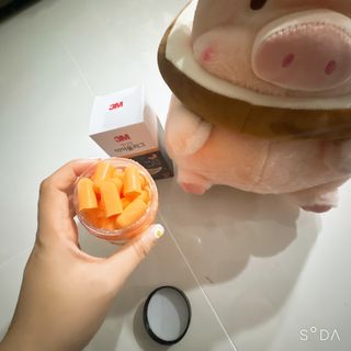 3M 소음방지 수면 귀마개 굿나잇 이어플러그 오렌지/퍼플 50쌍 — 4점을 준 리뷰어가 2023년 7월 올린 사용 사진