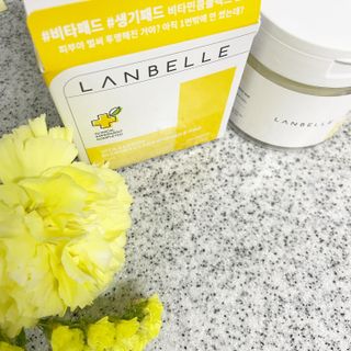 랑벨 비타 에너지 잡티 앰플 패드 65매 (투명하고 밝은 얼굴 광채패드) — 5점을 준 리뷰어가 2022년 5월 올린 사용 사진