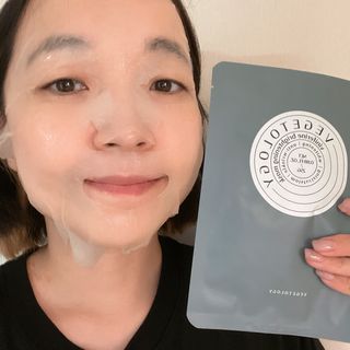 베지톨로지 비니페린 브라이트닝 마스크 (10매입) — 5점을 준 리뷰어가 2022년 8월 올린 사용 사진