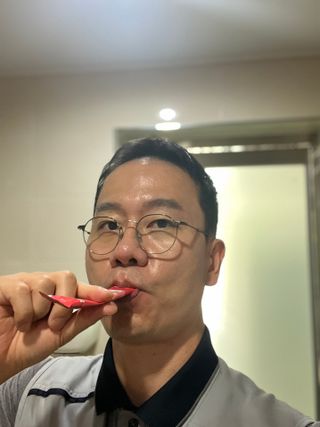 [인디닥터] 타이탄 BCAA 프로틴 젤리스틱 — 5점을 준 리뷰어가 2022년 6월 올린 사용 사진