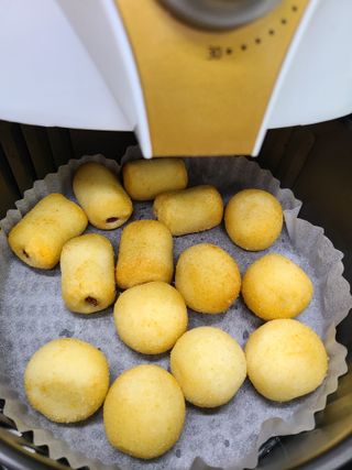 Dog&Ball 독앤볼 [Dog&Ball] 미니찹쌀볼도그 찹쌀치즈볼 — 5점을 준 리뷰어가 2021년 9월 올린 사용 사진