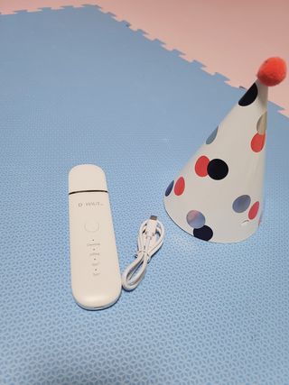 디하우트 랩 4 in 1 갈바닉 아쿠아 워터 필링기 스킨스크러버 — 5점을 준 리뷰어가 2021년 11월 올린 사용 사진