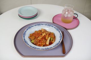 빨간키트 떡볶이 밀키트 2~3인분 매운맛 국물 떡볶이 만들기 쉬운 황금 레시피 분말 소스로 간편한 요리 — 5점을 준 리뷰어가 2021년 8월 올린 사용 사진