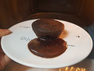 롯데제과 까망카스타드 더블초코 — 5점을 준 리뷰어가 2021년 5월 올린 사용 사진