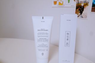 [베러오리진] 무화과 크리미 딥 폼 클렌저/피부 노폐물 & 미세먼지 99 세정 인증 민감성 피부 무자극 인증 — 5점을 준 리뷰어가 2021년 12월 올린 사용 사진