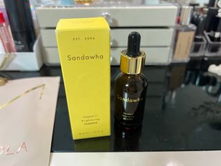 스킨큐어 산다화 비타민c 화이트닝 에센스 30ml — 5점을 준 리뷰어가 2024년 1월 올린 사용 사진
