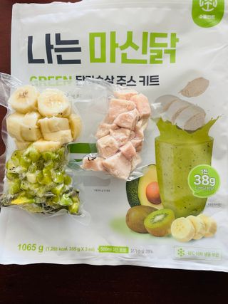 수플먼트 나는 마신닭!! 닭가슴살 주스키트, 먹기 힘들었던 닭가슴살 이제는 마시자 — 5점을 준 리뷰어가 2023년 3월 올린 사용 사진