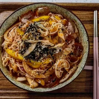 [한면원] 비빔국수 2인분 — 5점을 준 리뷰어가 2022년 8월 올린 사용 사진