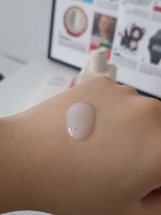 로우퀘스트 베리어 인핸싱 토너투에센스 200ml — 5점을 준 리뷰어가 2023년 11월 올린 사용 사진