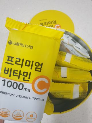 서울약사신협 프리미엄비타민C1000_2.5G x 100포 — 5점을 준 리뷰어가 2021년 1월 올린 사용 사진