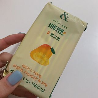비타앤C 레몬맛, 망고맛 — 5점을 준 리뷰어가 2021년 4월 올린 사용 사진