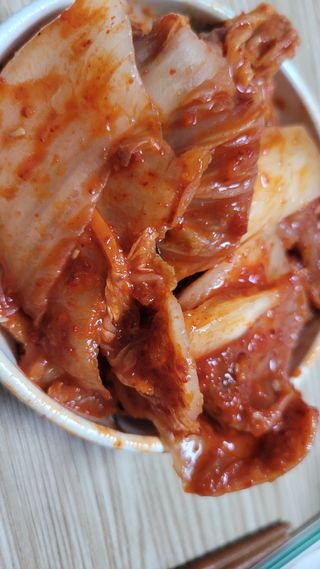 셰프애찬 알배기 겉절이 김치 1kg — 5점을 준 리뷰어가 2022년 11월 올린 사용 사진