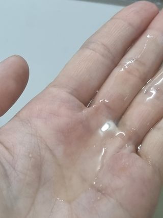 스킨큐어 산다화 순한 클렌징 동백 오일 200ml — 5점을 준 리뷰어가 2023년 3월 올린 사용 사진