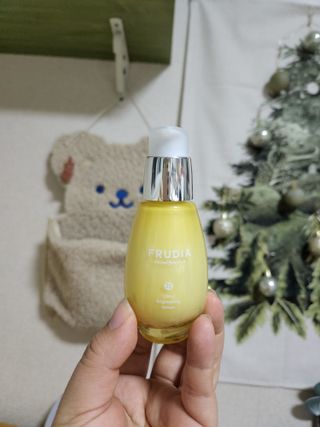 [후르디아] 미백 기능성 감귤 브라이트닝 세럼 — 5점을 준 리뷰어가 2022년 5월 올린 사용 사진