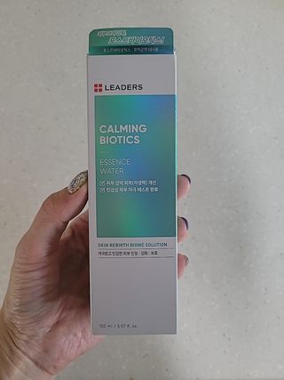 리더스코스메틱 리더스 카밍 바이오틱스 에센스 워터 — 5점을 준 리뷰어가 2021년 7월 올린 사용 사진