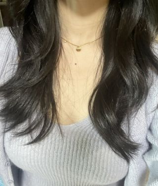 프리마인 더이상 뻣뻣하고 효과없는 탈모샴푸는 NO. 근본부터 케어하는 셀베이스 그린티샴푸(500ml) — 5점을 준 리뷰어가 2023년 4월 올린 사용 사진