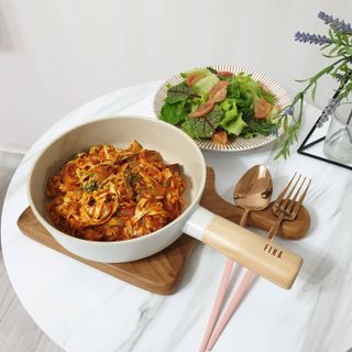 [풀무원] 식물성 저당질식 세트, 두부면 매콤라구파스타와 두부면 직화짜장 — 5점을 준 리뷰어가 2021년 4월 올린 사용 사진